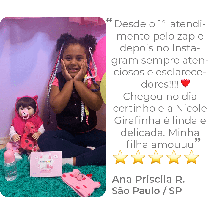 Ana Priscila com a Bebê Reborn Nicole Girafinha